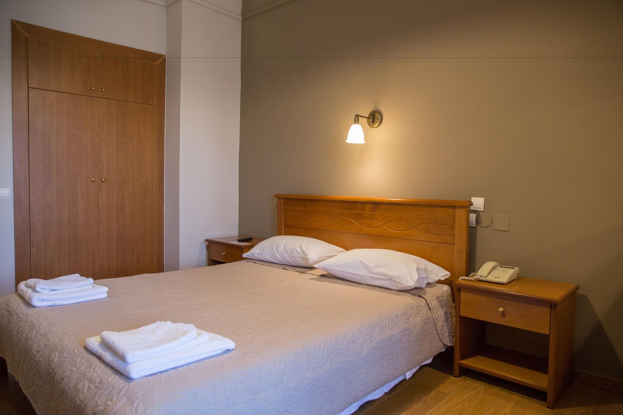 Hotel Liberty Mesolóngion エクステリア 写真