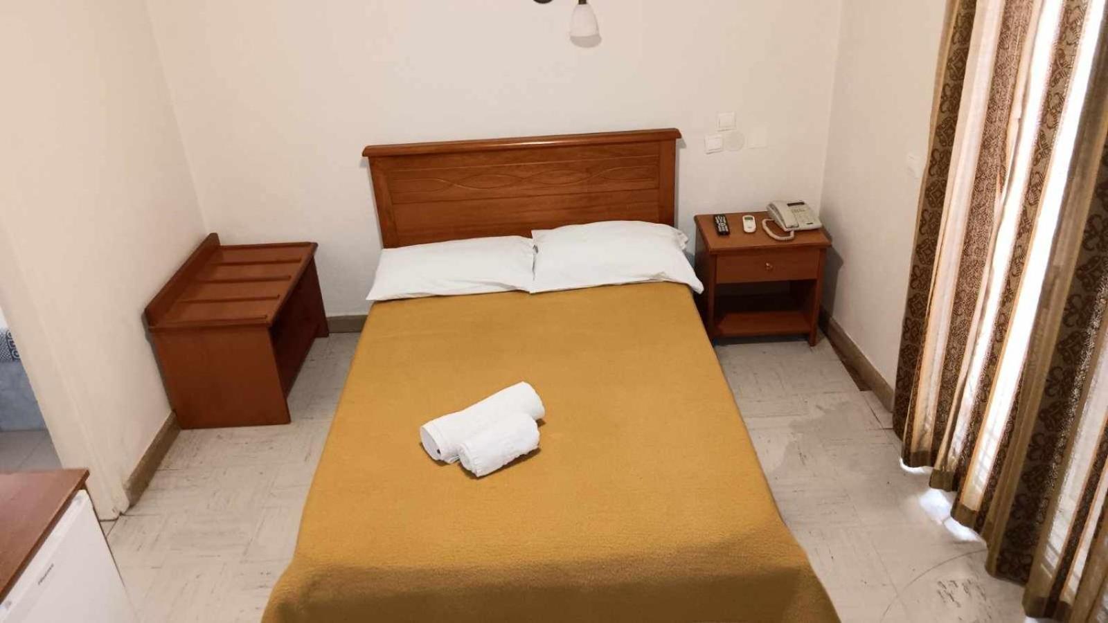 Hotel Liberty Mesolóngion エクステリア 写真