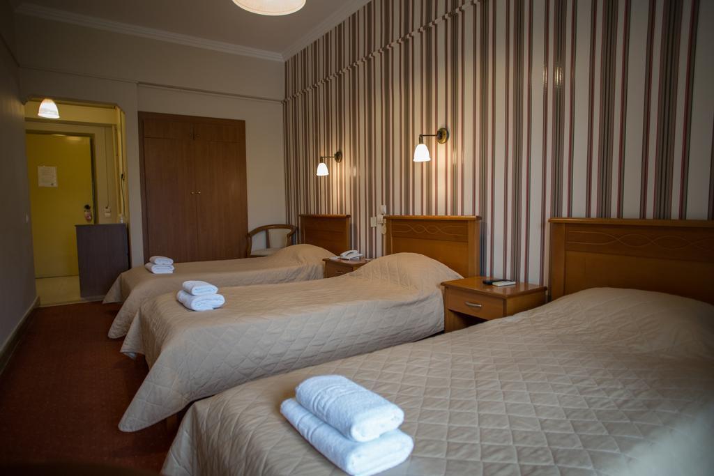 Hotel Liberty Mesolóngion エクステリア 写真