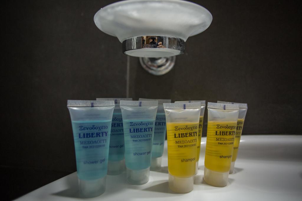 Hotel Liberty Mesolóngion エクステリア 写真