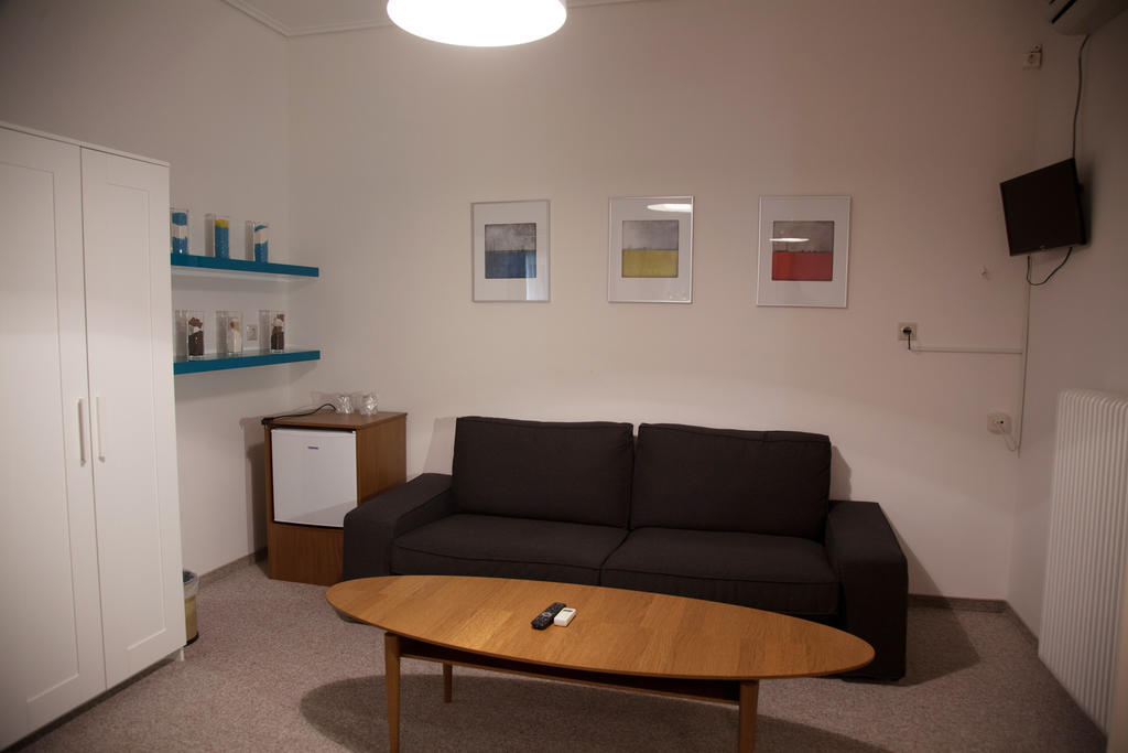 Hotel Liberty Mesolóngion エクステリア 写真